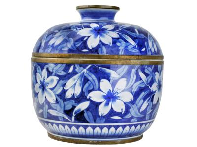 Chinese Style Lidded Pot